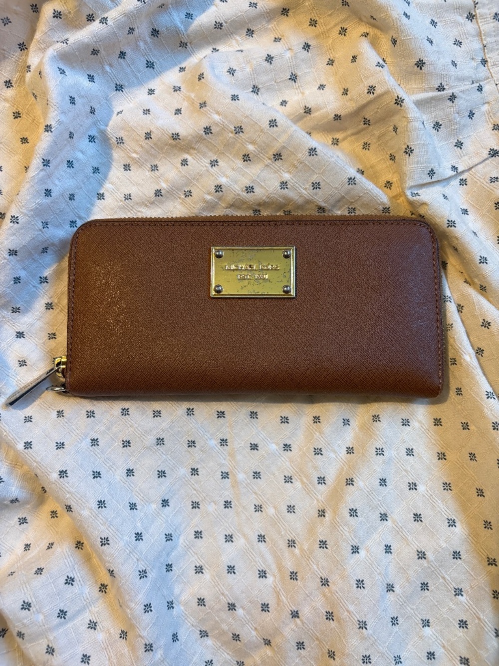 Micheal Kors saffiano leather zip around continental wallet